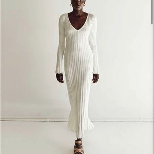 Dissh Reign White Long Sleeved Knit Midi Dress